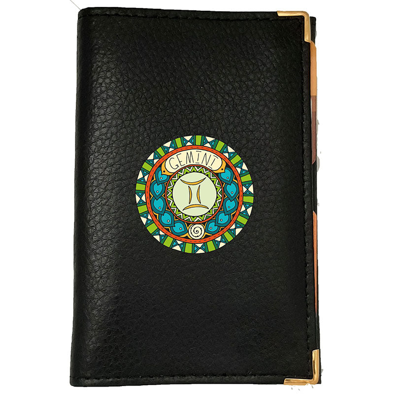 Porte carte grise en cuir noir personnalisé avec votre Signe Zodiaque Astrologique