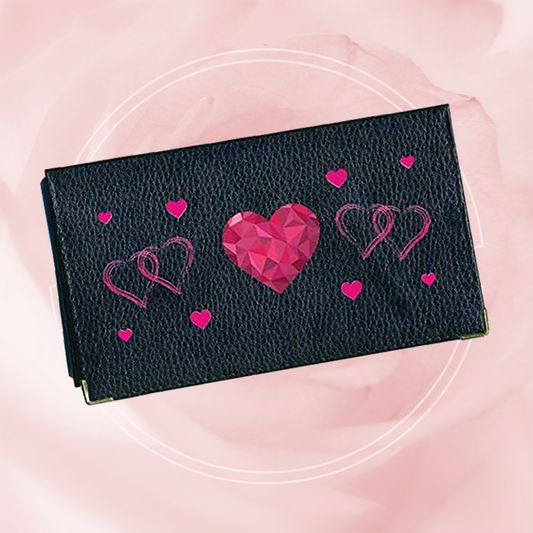 Porte chéquier et carte en cuir noir pour femme personnalisé cœur rose