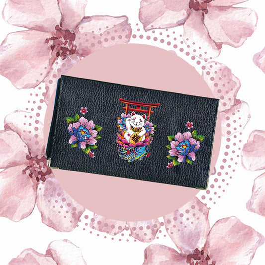 Porte chéquier et carte en cuir noir pour femme personnalisé avec Manekineko Chat